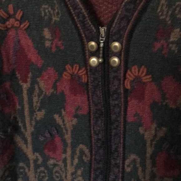 Newton Trading 100% Wool Zip Up Floral Print Cardigan - Picture 8 of 10